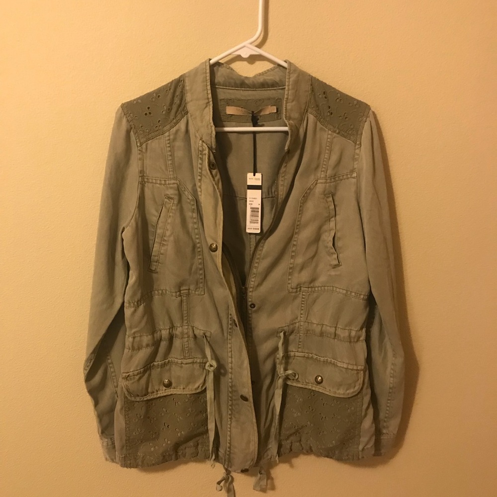 Max Jeans Jacket, NWT, sage green. Sz M